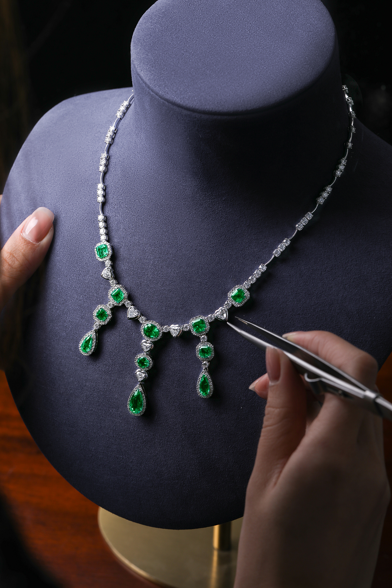 珠寶靜物產(chǎn)品拍攝 捕捉璀璨飾品的藝術(shù)與細(xì)節(jié)